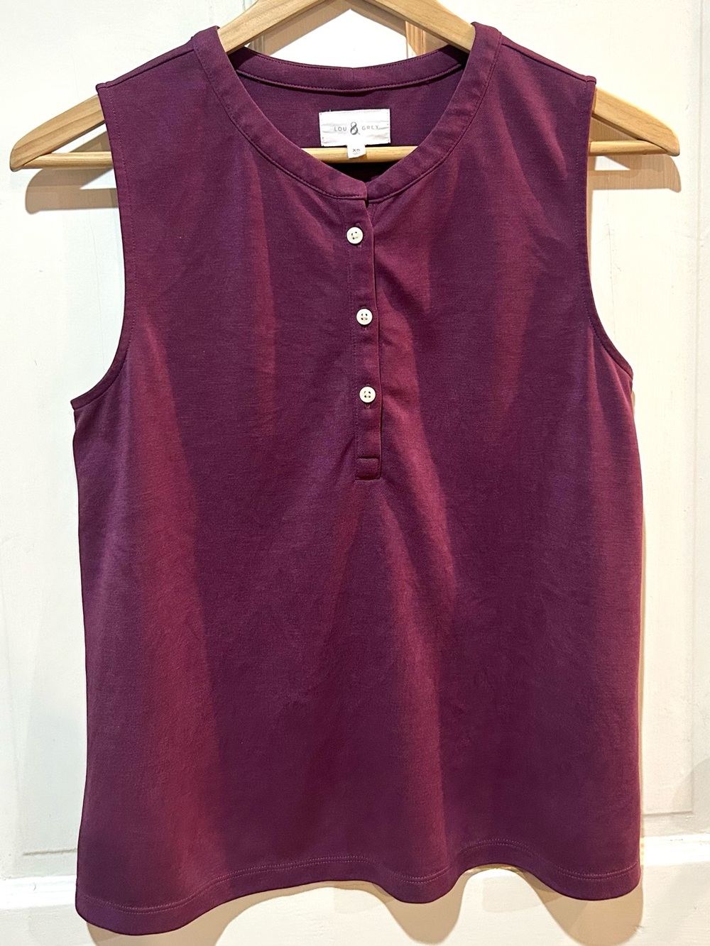 Lou & Grey Burgundy Sleeveless Top Capsule Casual Timeless Loungewear Size XS